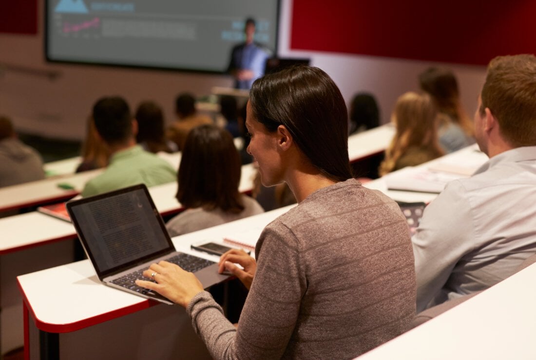 Laptop für die Uni – welcher passt zu Deinem Studienalltag?